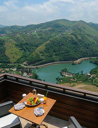 Sera Lake Resort Hotel Trabzon King Suit