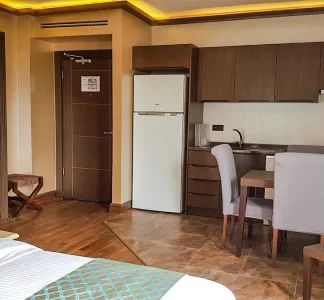 Double Room With Lake View – With Kitchen