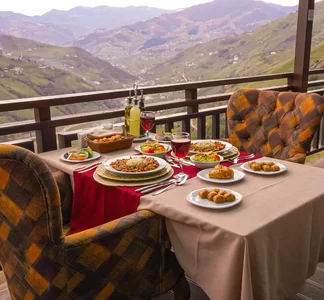 Trabzon-iftar-menusu-akcaabat-restoran-yemek