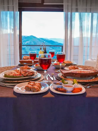 Trabzon iftar Menusu Localar